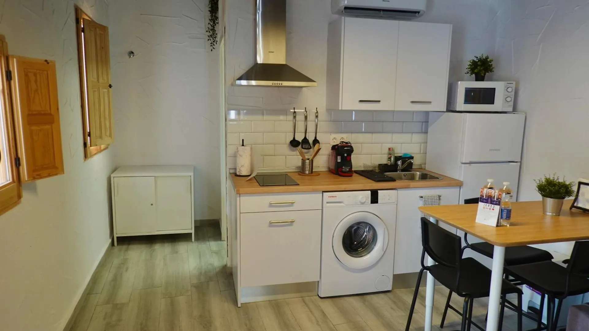 Apartamento Astaregia Jerez de la Frontera İspanya